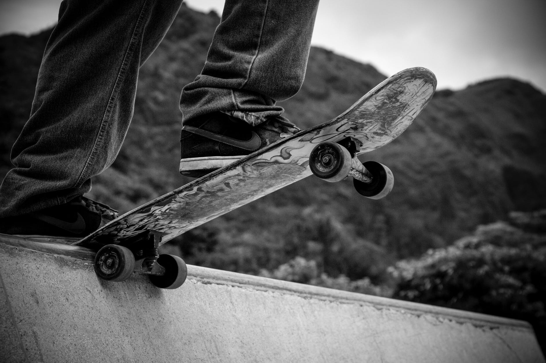 city skateboard skate
